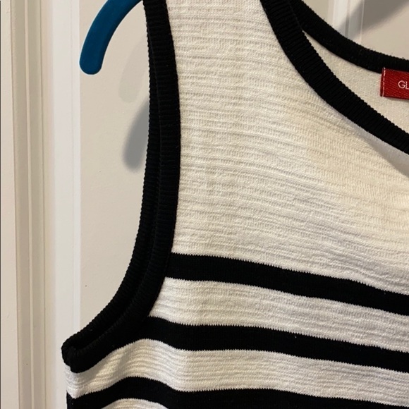 EUC Striped sleeveless sweater shell top - Picture 4 of 12
